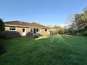 Photo 6- click for photo gallery